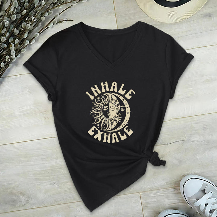 T-shirt Olivenorma Boho Soleil Lune « Inspirer Expirer » à col en V - Noir - 2XL - image 12