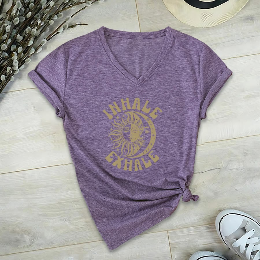 T-shirt Olivenorma Boho Soleil Lune « Inspirer Expirer » à col en V - Violet - 2XL - image 36