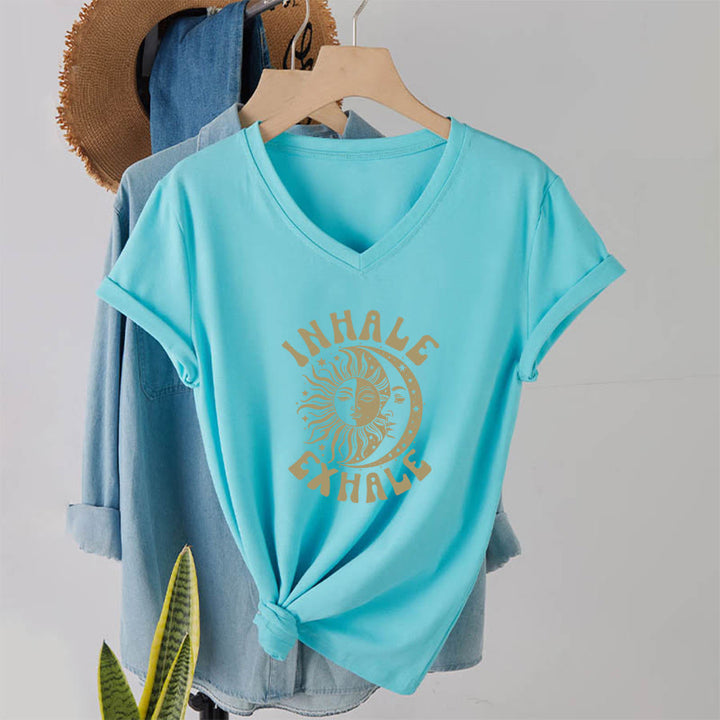 T-shirt Olivenorma Boho Soleil Lune « Inspirer Expirer » à col en V - image 10