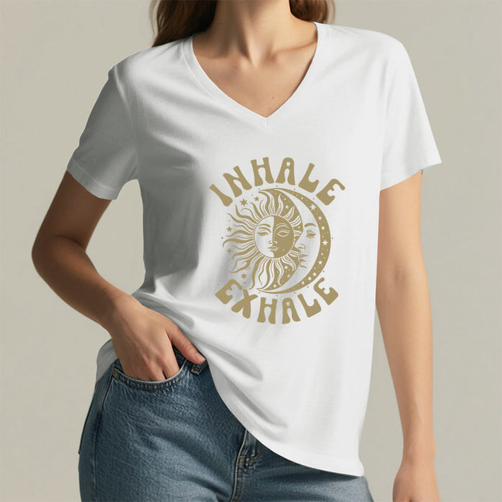 T-shirt Olivenorma Boho Soleil Lune « Inspirer Expirer » à col en V - image 20