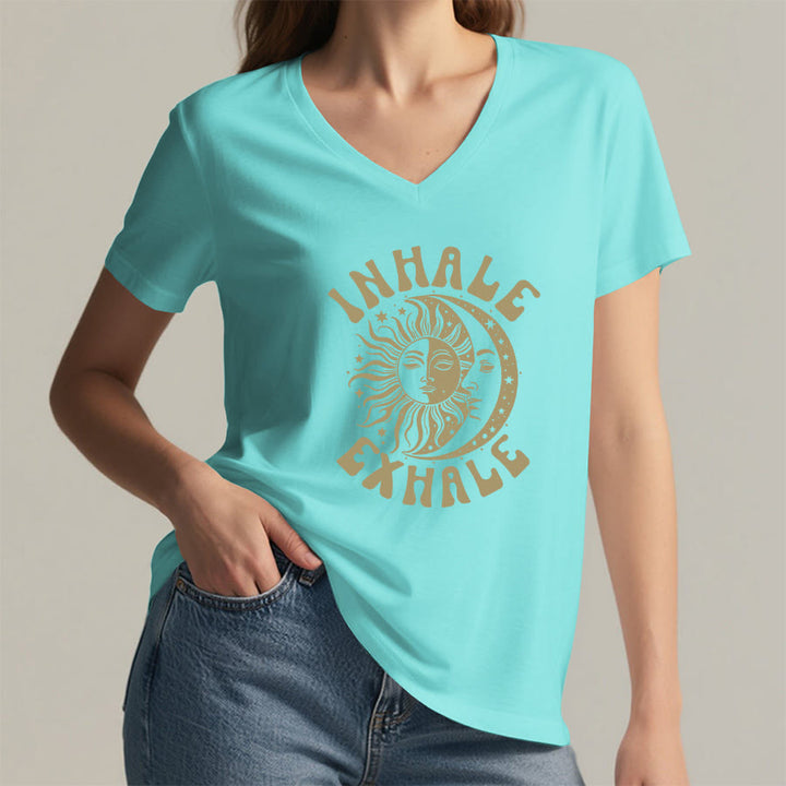 T-shirt Olivenorma Boho Soleil Lune « Inspirer Expirer » à col en V - image 11