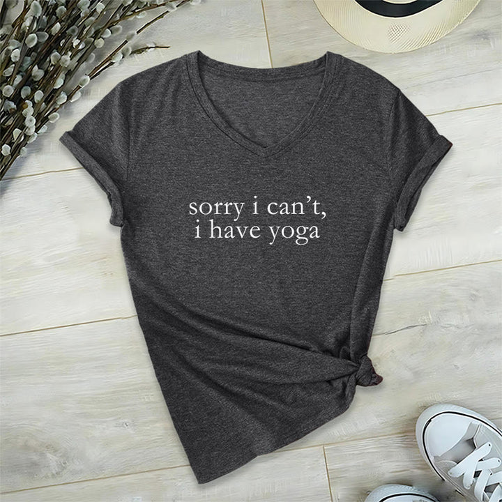 T-shirt à col en V pour femme Olivenorma « Désolée, je ne peux pas, j'ai du yoga » avec slogan humoristique - Gris - 2XL - image 15