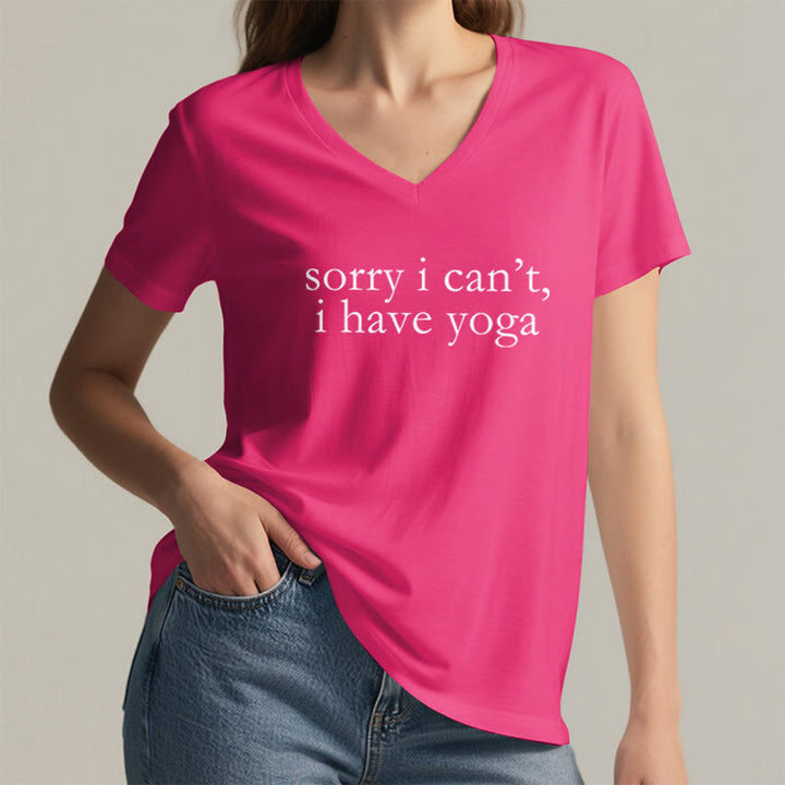 T-shirt à col en V pour femme Olivenorma « Désolée, je ne peux pas, j'ai du yoga » avec slogan humoristique - image 35