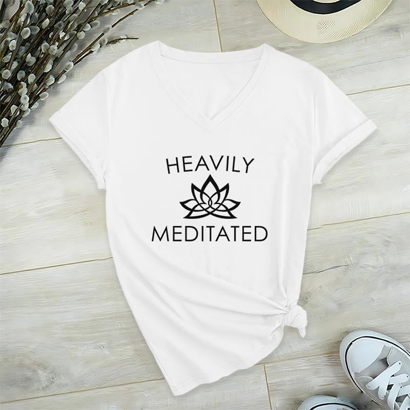T-shirt Olivenorma à col en V pour femme, motif minimaliste de fleur de lotus, fortement médité - Blanc - 2XL - image 0