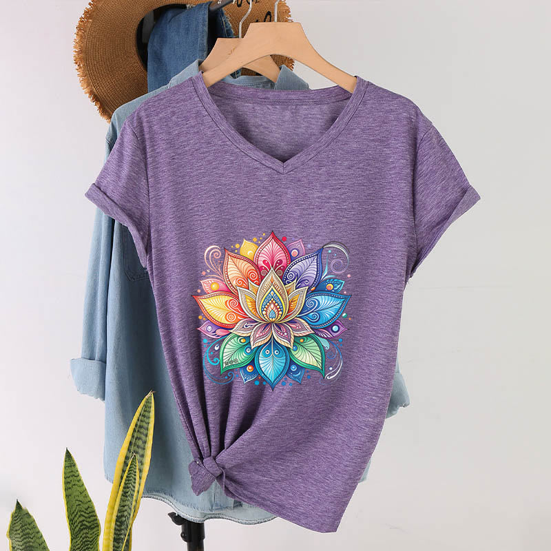 T-shirt Olivenorma à col en V pour femme, motif mandala lotus arc-en-ciel vibrant, style bohème - Violet - 2XL - image 36