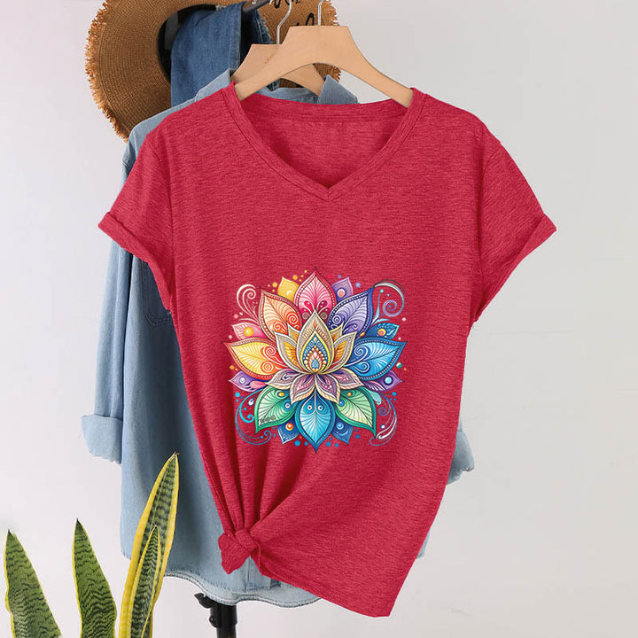 T-shirt Olivenorma à col en V pour femme, motif mandala lotus arc-en-ciel vibrant, style bohème - Rose rouge - 2XL - image 30