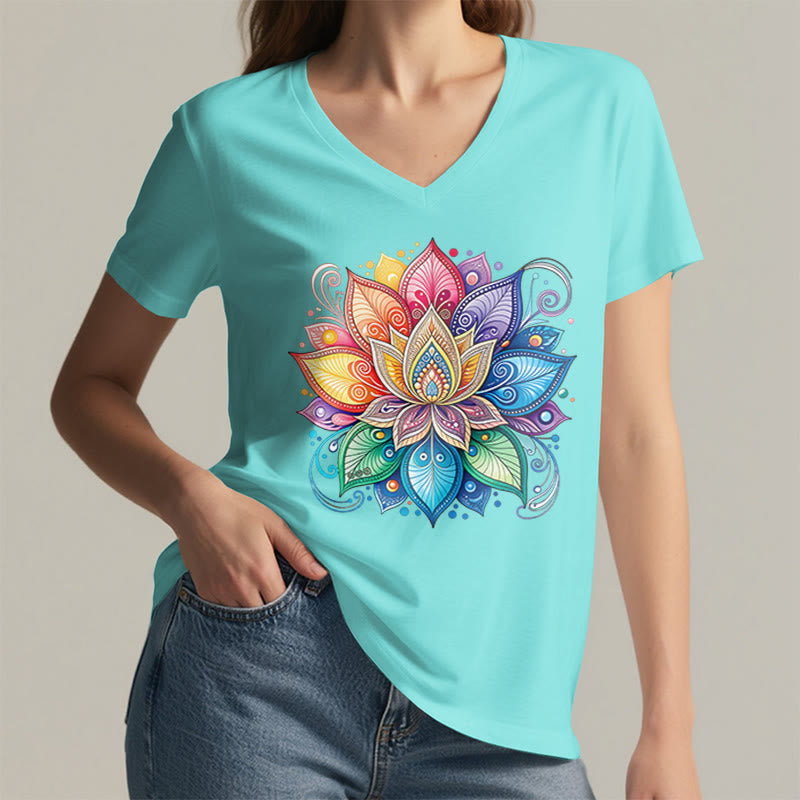T-shirt Olivenorma à col en V pour femme, motif mandala lotus arc-en-ciel vibrant, style bohème - image 14