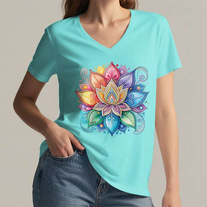 T-shirt Olivenorma à col en V pour femme, motif mandala lotus arc-en-ciel vibrant, style bohème - image 14