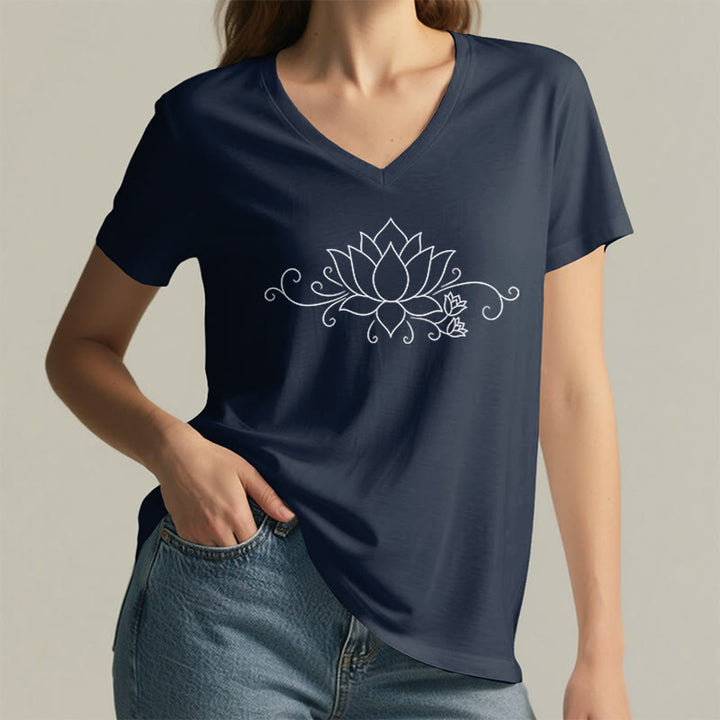 T-shirt Olivenorma à col en V pour femme, motif bohème, lignes blanches et lotus. - image 26