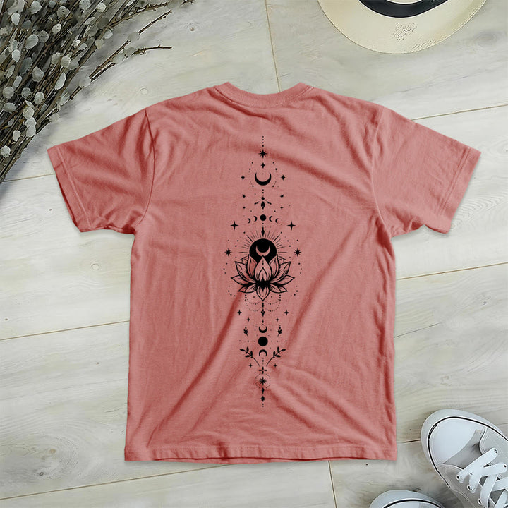 T-shirt Olivenorma à col en V pour femme, imprimé double face lune et lotus, style spirituel - image 21