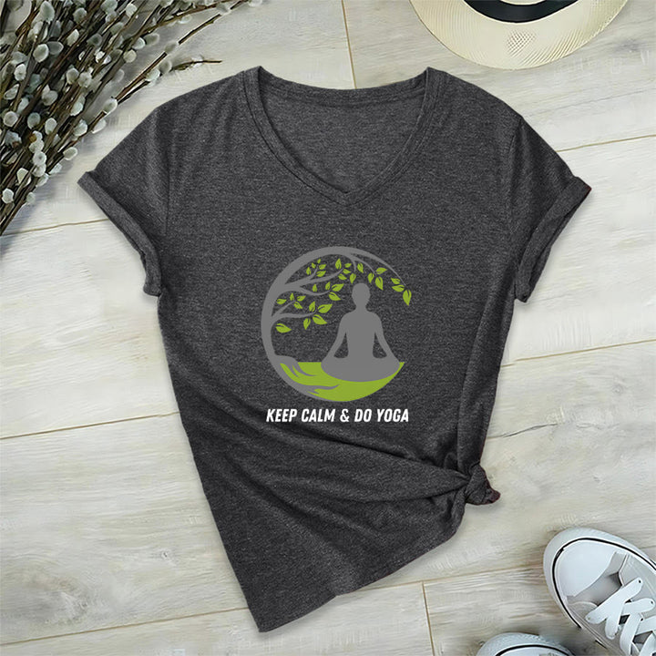 T-shirt Olivenorma Keep Calm & Do Yoga avec motif d'arbre circulaire et col en V pour femme - Gris - 2XL - image 18