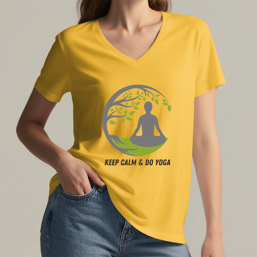 T-shirt Olivenorma Keep Calm & Do Yoga avec motif d'arbre circulaire et col en V pour femme - image 32