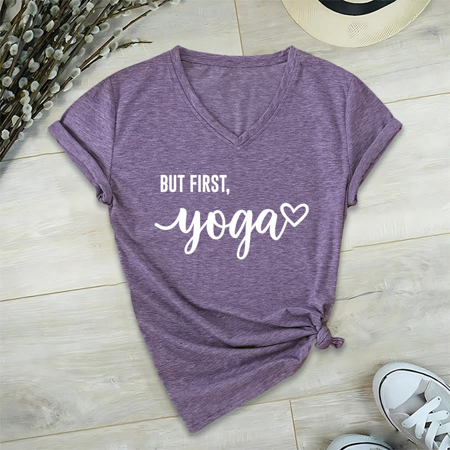 T-shirt Olivenorma But First Yoga avec motif cœur et texte cursif pour femme, col en V - Violet - 2XL - image 36