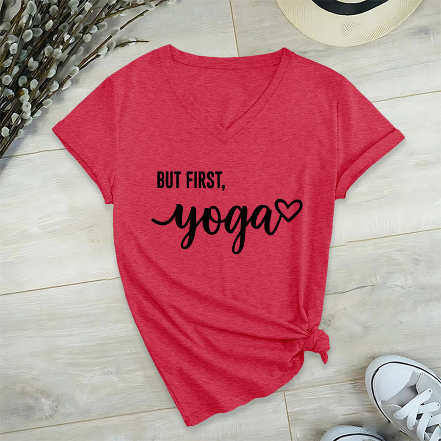 T-shirt Olivenorma But First Yoga avec motif cœur et texte cursif pour femme, col en V - Rouge - 2XL - image 27