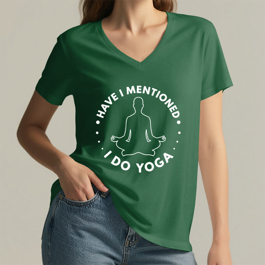 T-shirt Olivenorma à col en V pour femme, motif circulaire de méditation et de yoga. - image 8