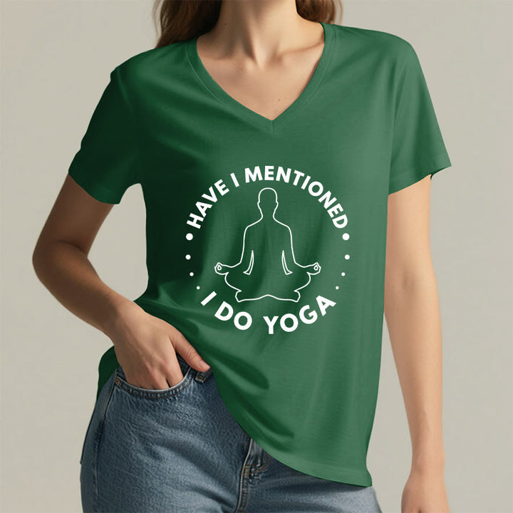 T-shirt Olivenorma à col en V pour femme, motif circulaire de méditation et de yoga. - image 8