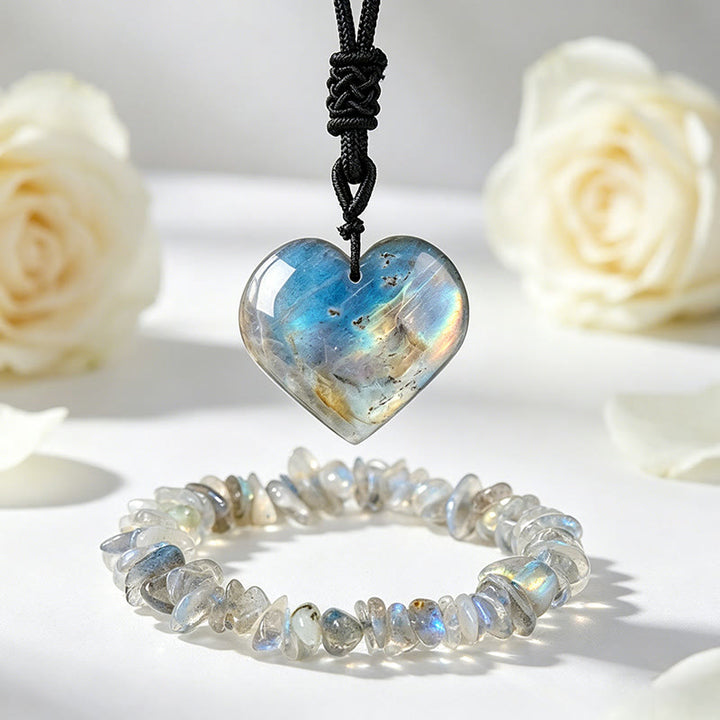 Bracelet Olivenorma avec pendentif cœur en cristal, symbole d'amour - Cœur de labradorite - image 0
