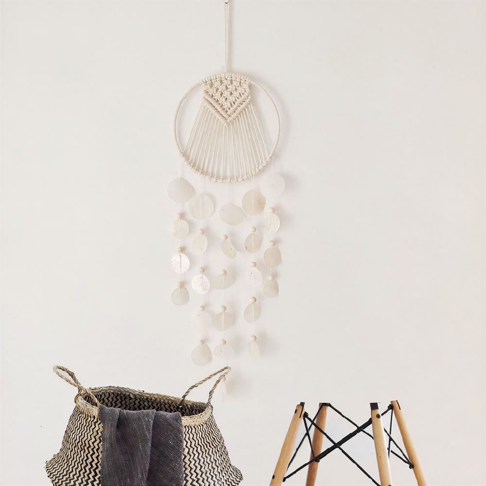 Attrape-rêves Olivenorma en macramé de coquillages, avec cercles en fer et ficelles en coton - image 4