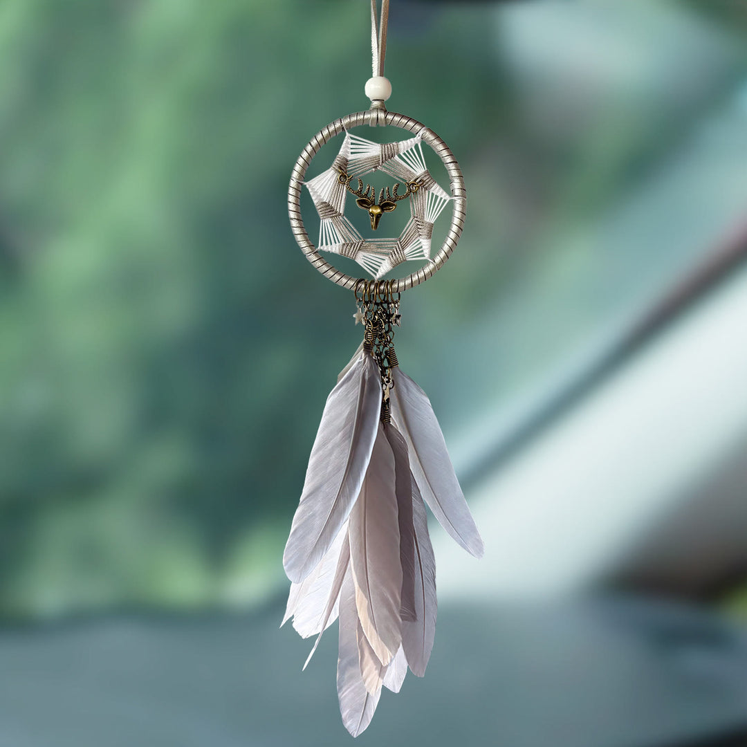 Attrape-rêves bohème Olivenorma en métal et plumes, porte-bonheur - Voyage en toute sécurité – Gris neutre - image 3