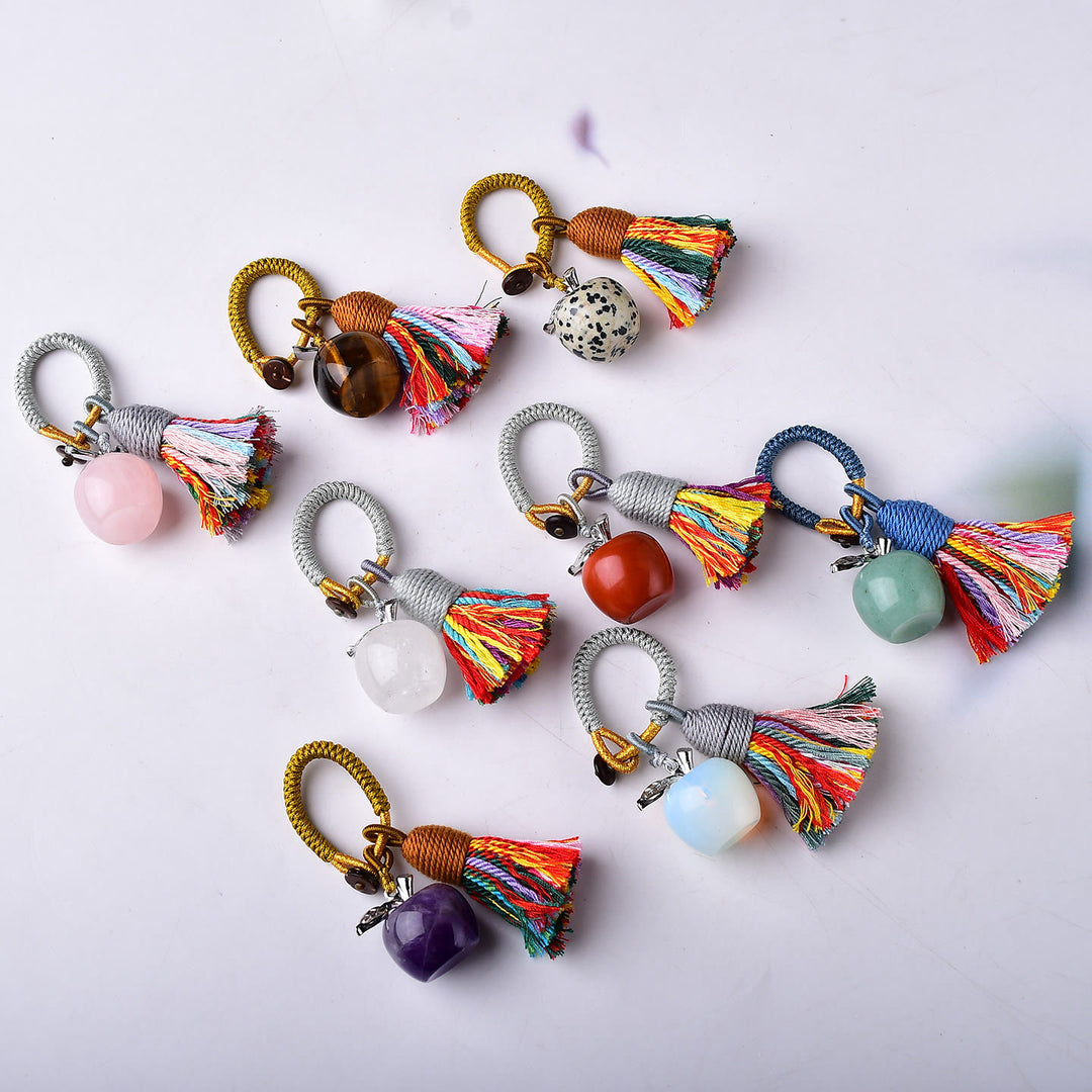 Porte-clés Olivenorma en cristal, motif pomme et pompon, symbole de bénédiction - image 2