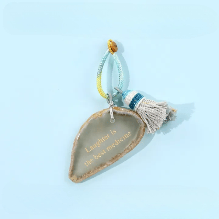 Porte-clés Olivenorma en agate naturelle gravée d'une tranche d'agate inspirante avec pompon et affirmation positive - D - image 6
