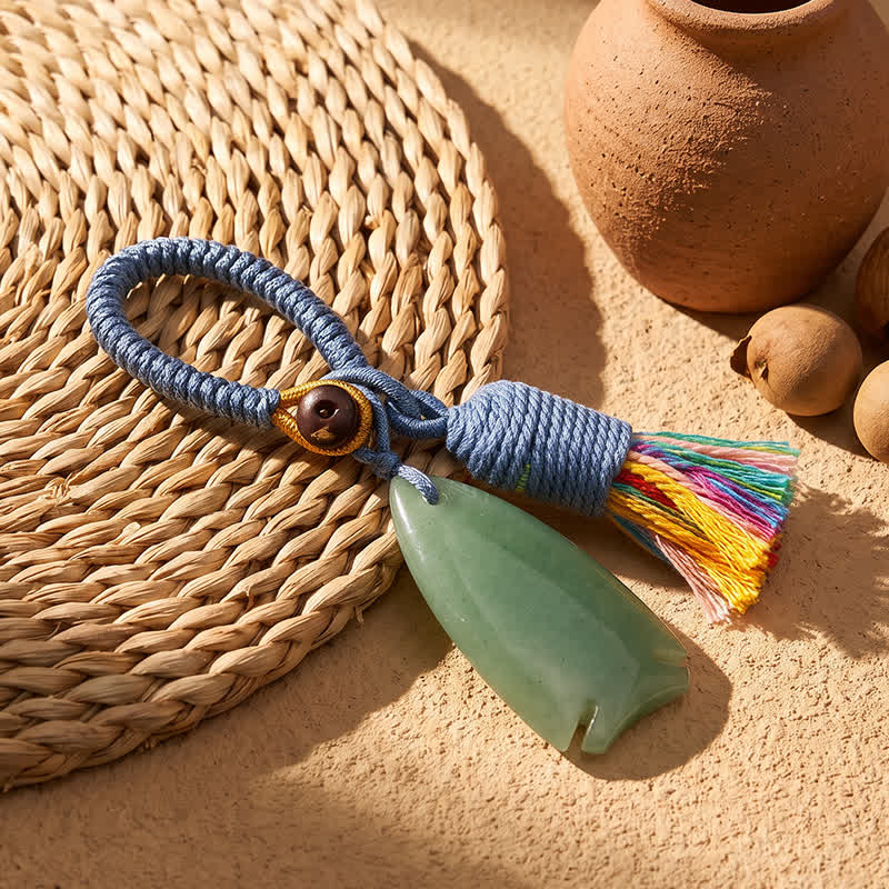 Porte-clés Olivenorma en cristal naturel, en forme de poisson, avec pompon tressé porte-bonheur - Aventurine verte - image 7