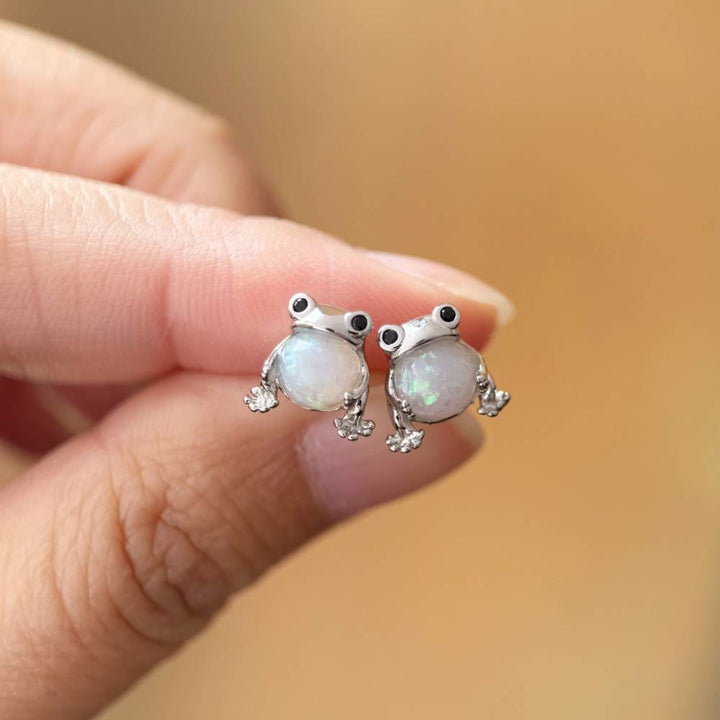 Boucles d'oreilles Olivenorma Tiny Frog Pingouin Cygne Opale Blanche de Feu, cadeau pour les amoureux des animaux - Grenouille - Argent - image 8