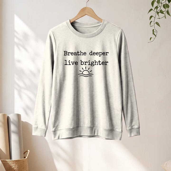 T-shirt à manches longues pour femme Olivenorma en mélange de coton doux avec imprimé de la citation « Respirez plus profondément ». - image 13