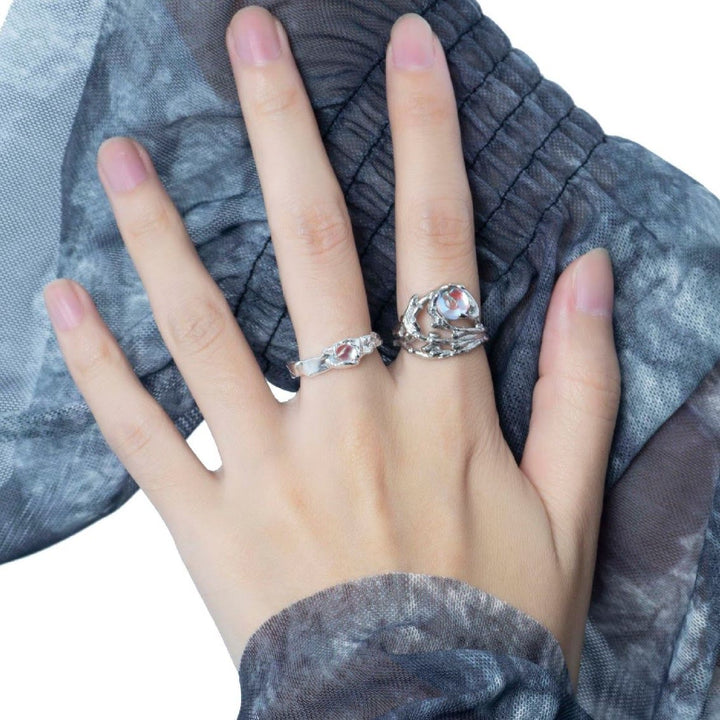 Bague en pierre de lune à motif de branches irrégulières Olivenorma