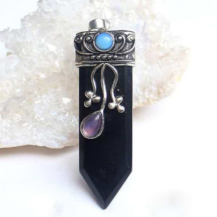 Collier en pierre naturelle de protection de la déesse Olivenorma 