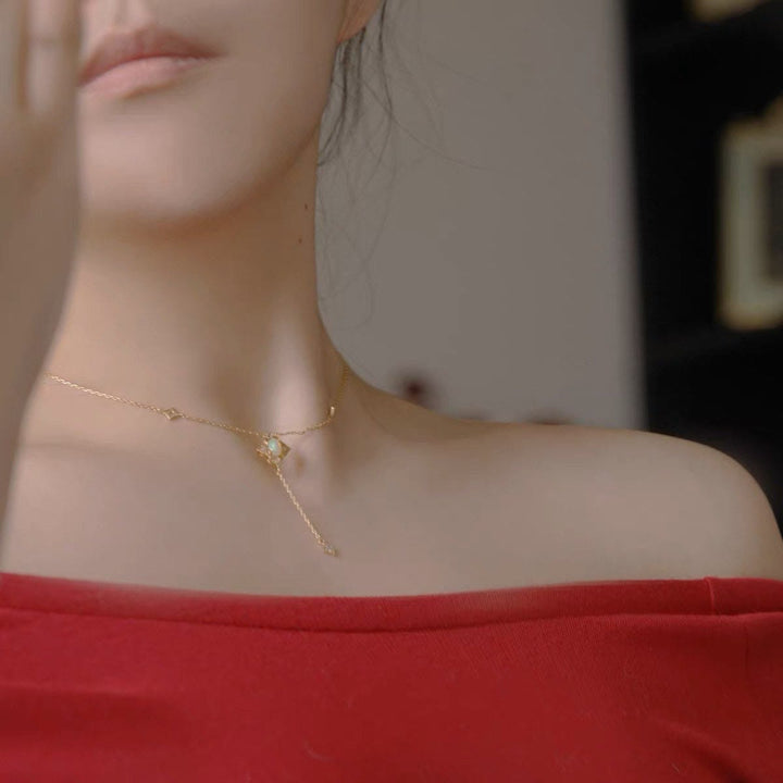 Collier en or 14 carats avec pétales d'opale vintage Olivenorma