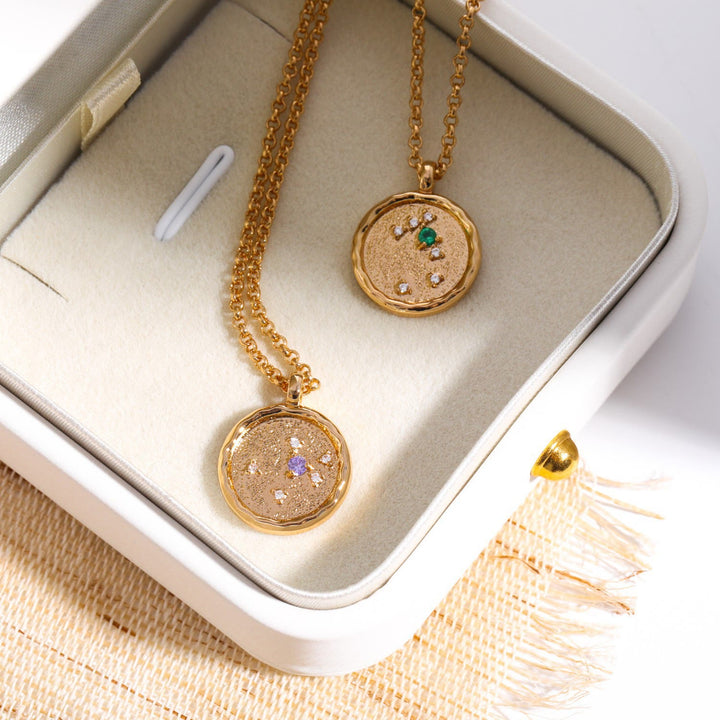 Collier avec pierre de naissance en zircon blanc et signe du zodiaque Olivenorma