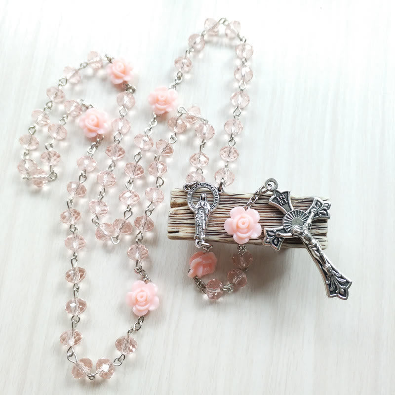 Collier chapelet avec pendentif croix de Jésus en quartz rose Olivenorma 