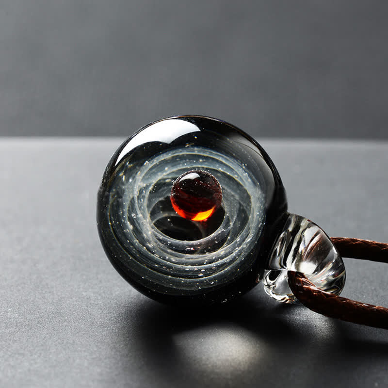Collier fantaisie en verre avec ciel étoilé cosmique Olivenorma