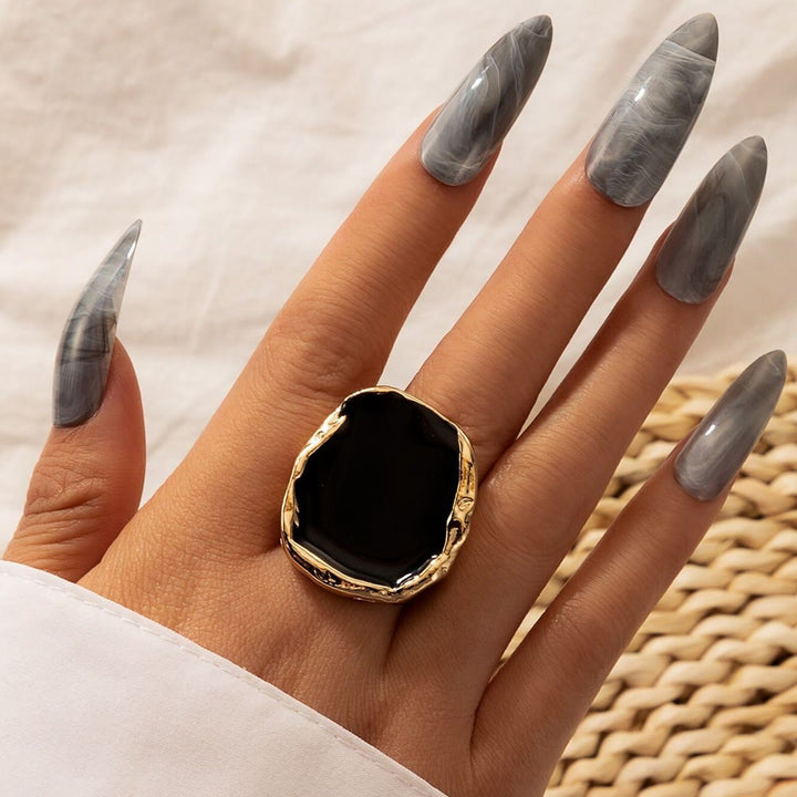 Bague ajustable en résine à bords dorés irréguliers exagérés Olivenorma