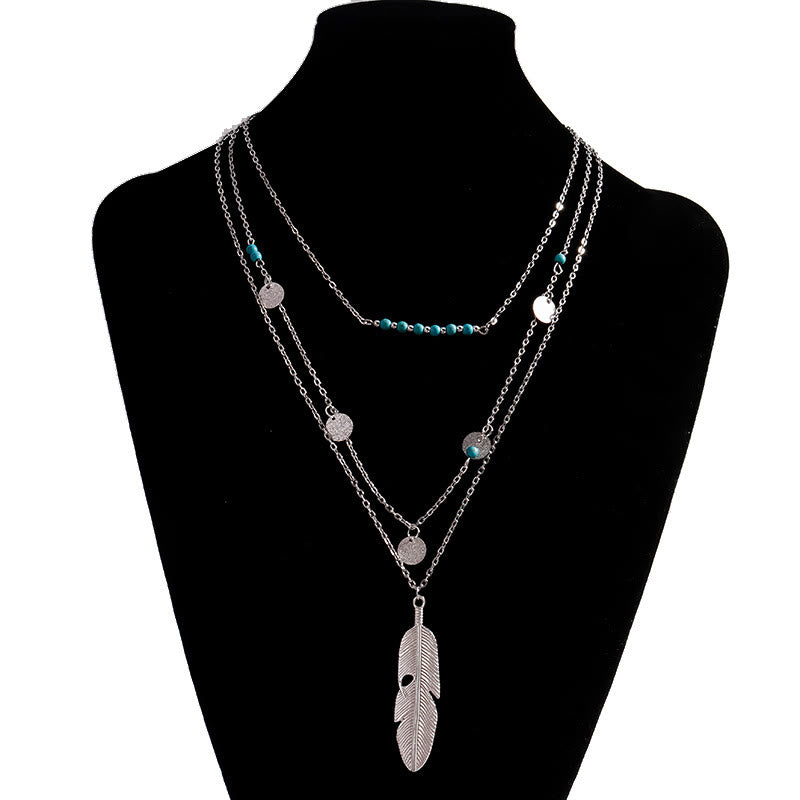 Collier à trois rangs avec pendentif en feuille de turquoise Olivenorma