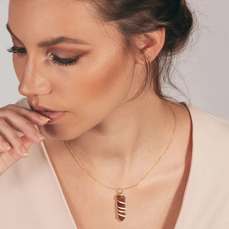 Collier en cristal à tête de balle à prisme hexagonal en cornaline Olivenorma