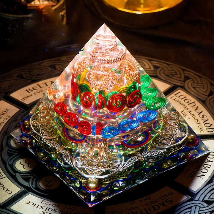 Pyramide d'orgone de la tour Linglong d' Olivenorma