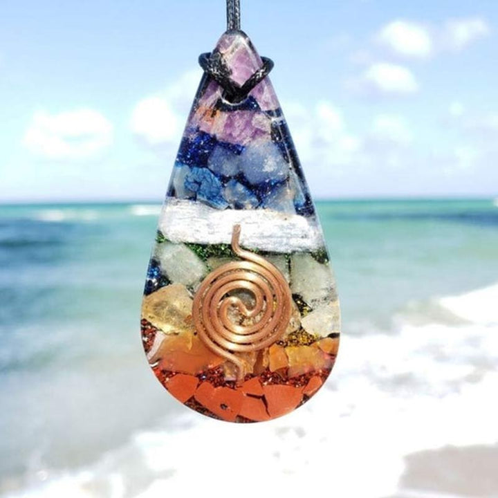 Collier d'orgone de guérison arc-en-ciel des chakras Olivenorma 