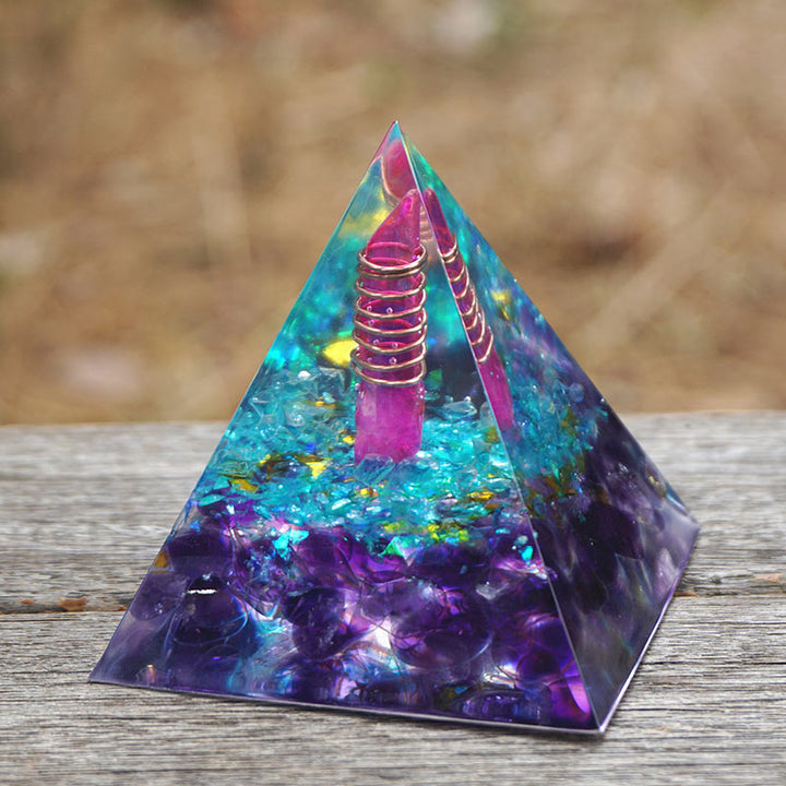 Pyramide d'orgone améthyste aigue-marine Olivenorma