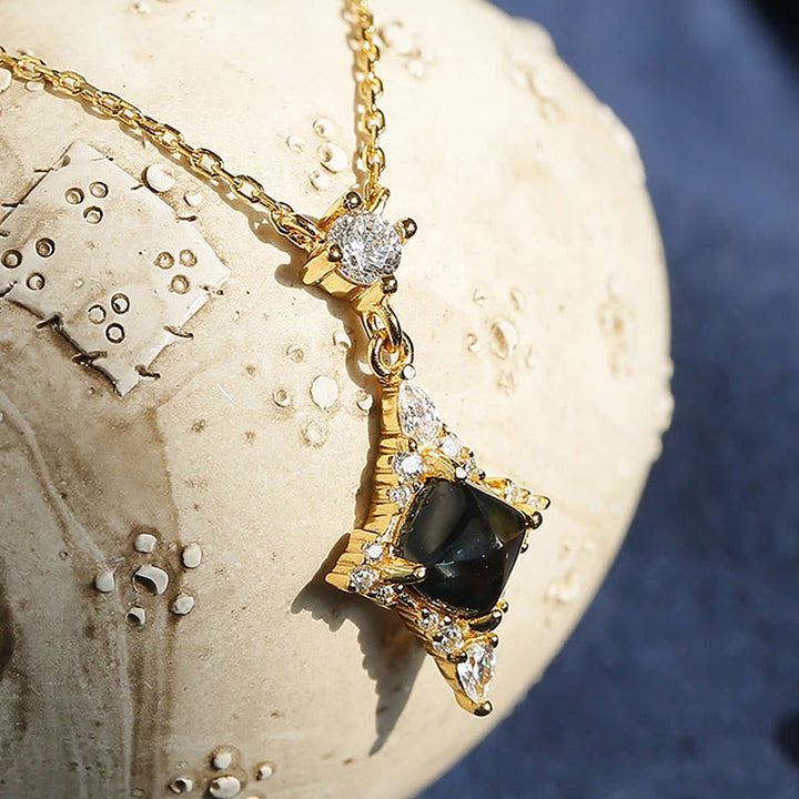 Collier en topaze bleue naturelle de Londres « Eternal Bliss » Olivenorma 