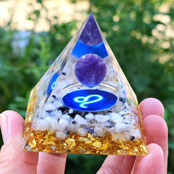 Pyramide d'orgone du zodiaque Lion en améthyste Olivenorma avec quartz clair