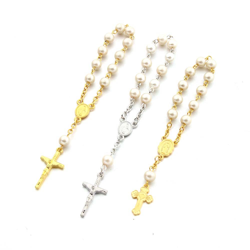 Bracelet en perles et croix en forme de cœur Olivenorma