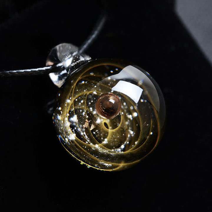 Collier fantaisie en verre avec ciel étoilé cosmique Olivenorma