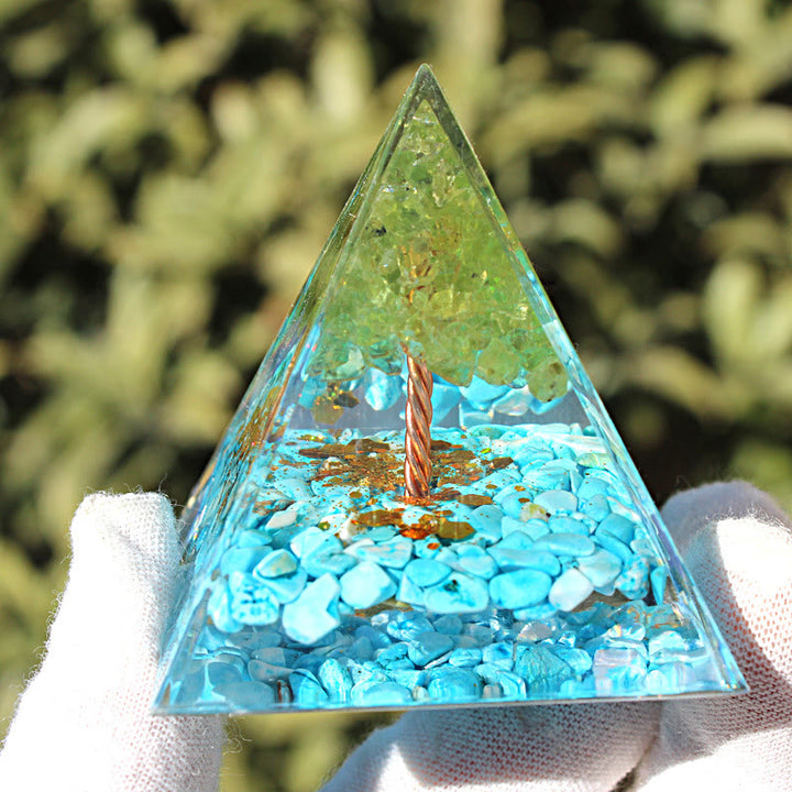Pyramide d'orgone de l'arbre de vie en amazonite et péridot Olivenorma