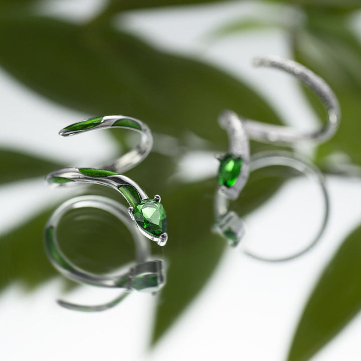Bague manchette serpent émeraude Olivenorma