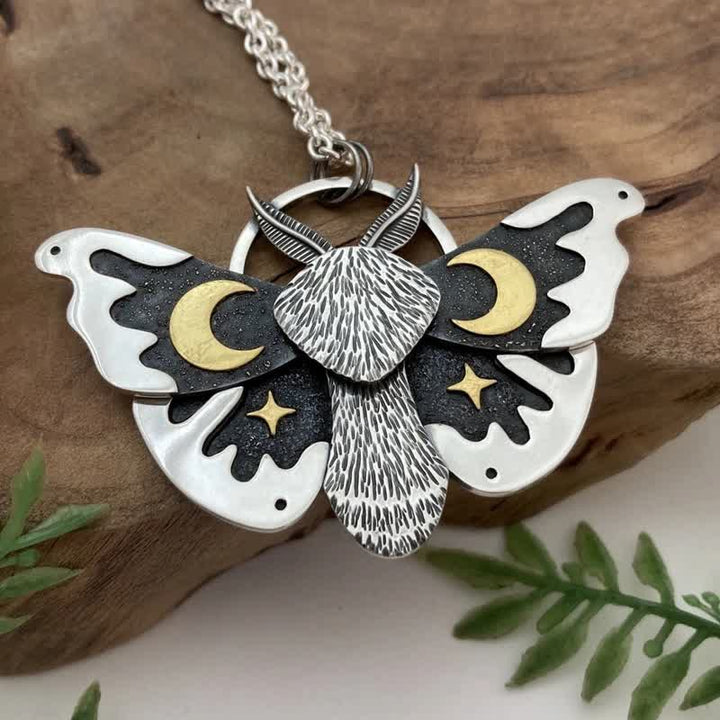 Collier vintage Olivenorma Bohemia en argent avec papillon de nuit