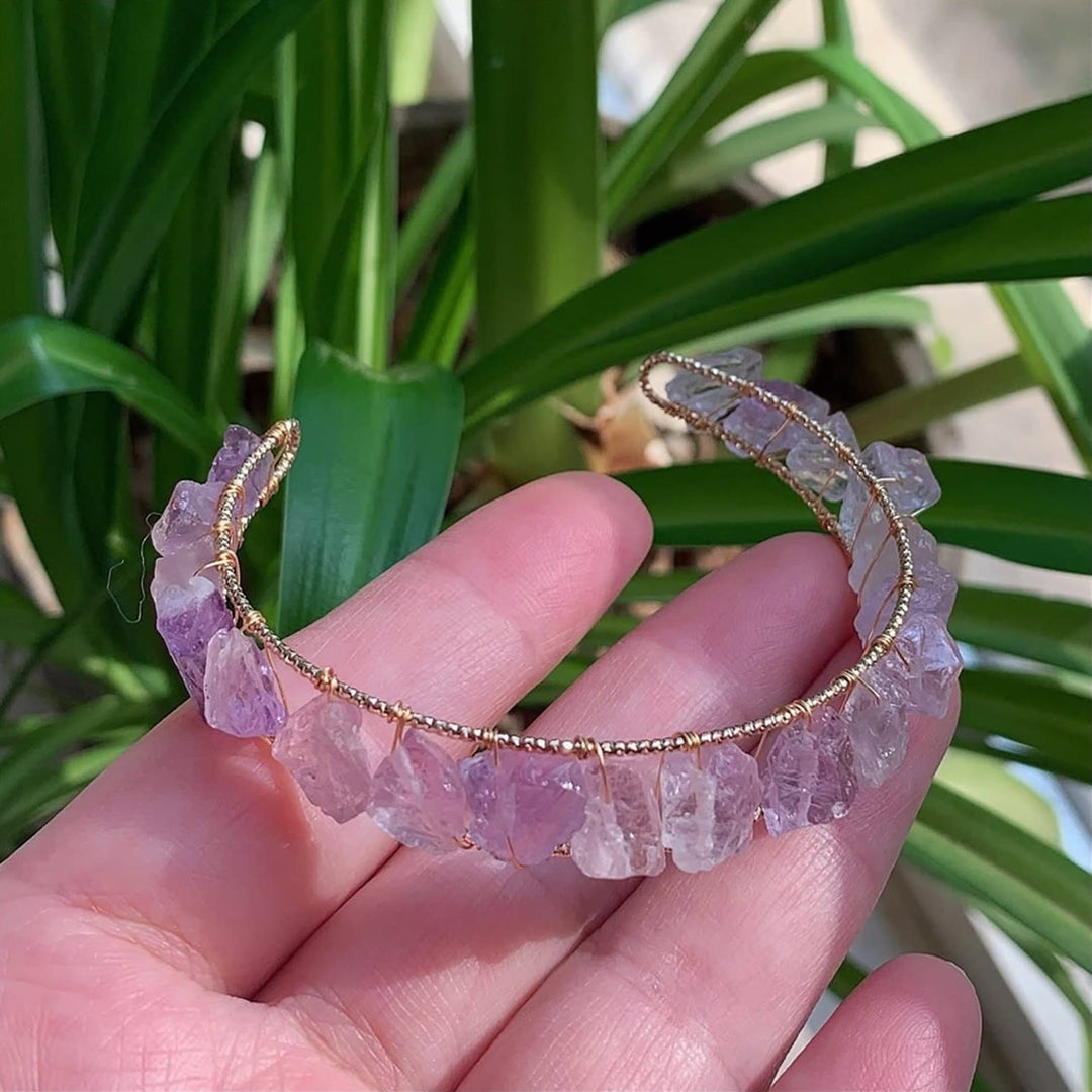 Bracelet enroulé en fil de fer avec perles de gravier en cristal naturel Olivenorma 
