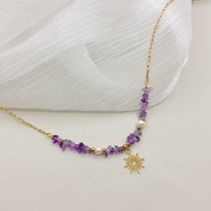 Collier pendentif étoile à 16 branches en perles d'améthyste irrégulières Olivenorma
