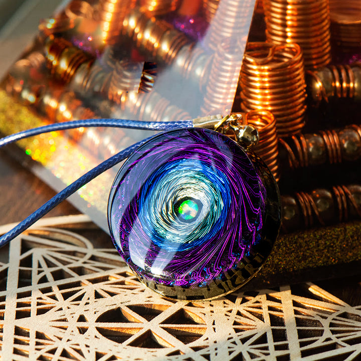 Collier Orgonite avec pendentif tourbillon arc-en-ciel Olivenorma 